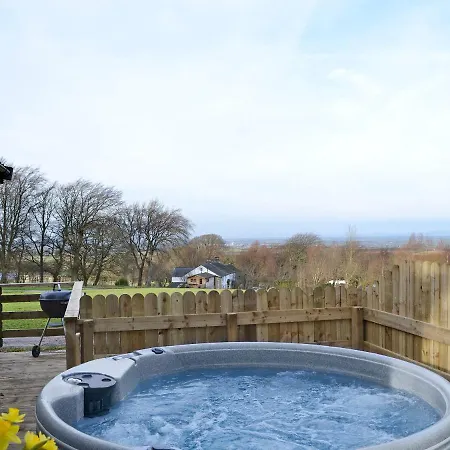 Kestrel Cabin